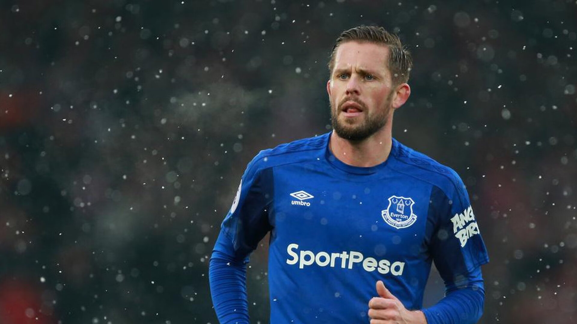 战术安排逐步细化针对不同对手制定个性化应对策略，战术布置